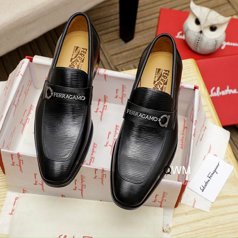 Ferragamo sz38-45 WM0865