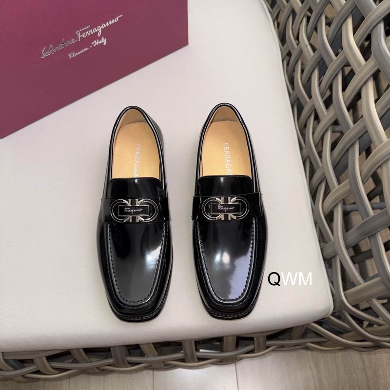 Ferragamo sz38-45 WM0866