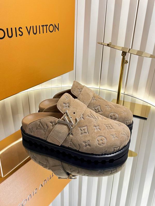 26 LV slipper man & woman 0817