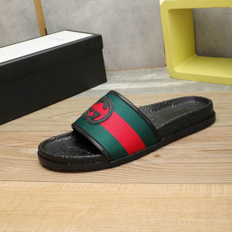 Gucci 男拖鞋 Ts