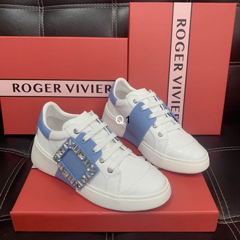 Roger Vivier cut low woman Ts