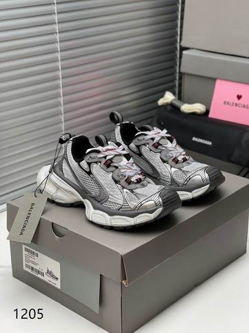 Balenciaga 男低帮鞋 1111