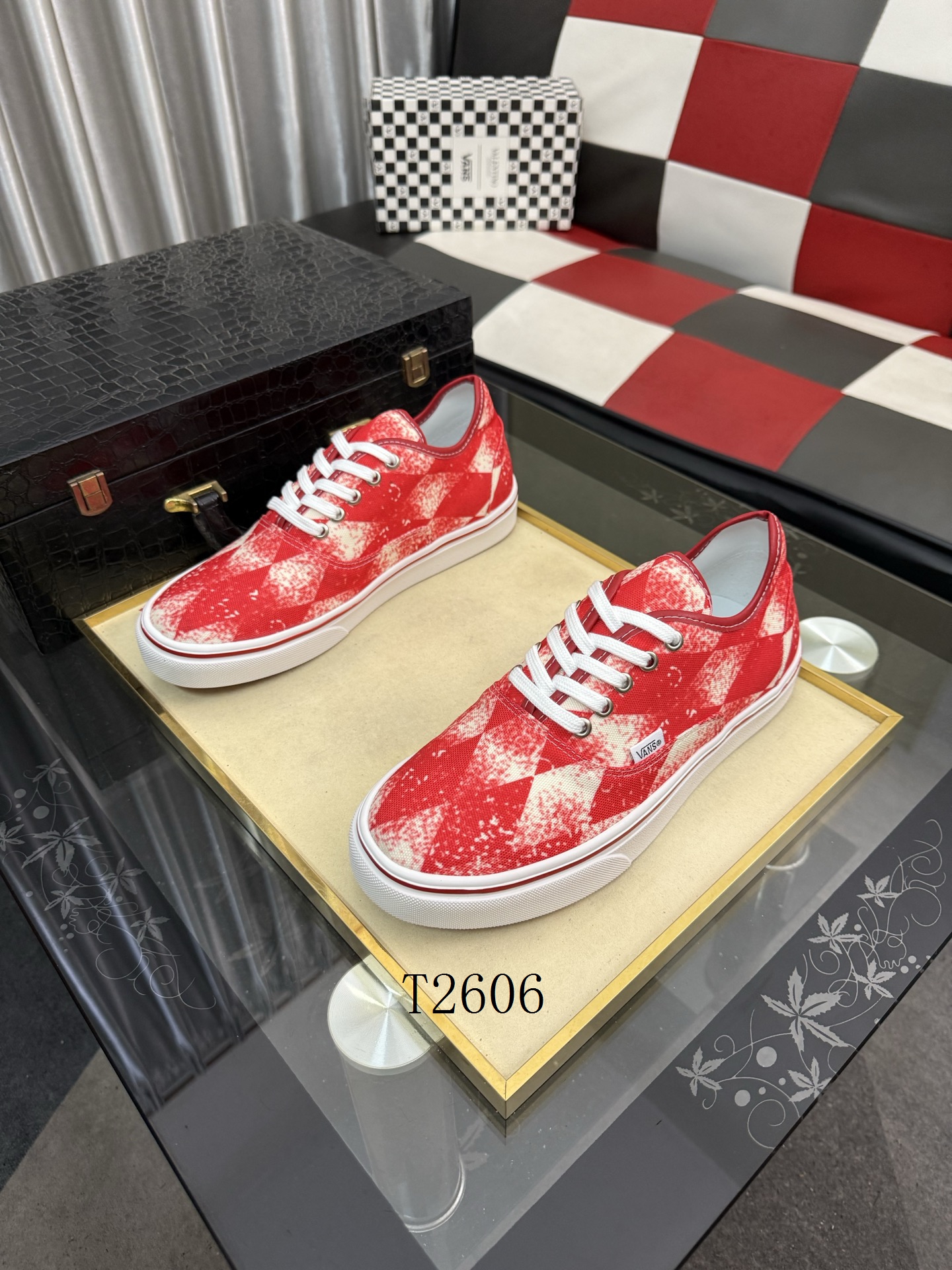 Valentino 男低帮鞋 0717